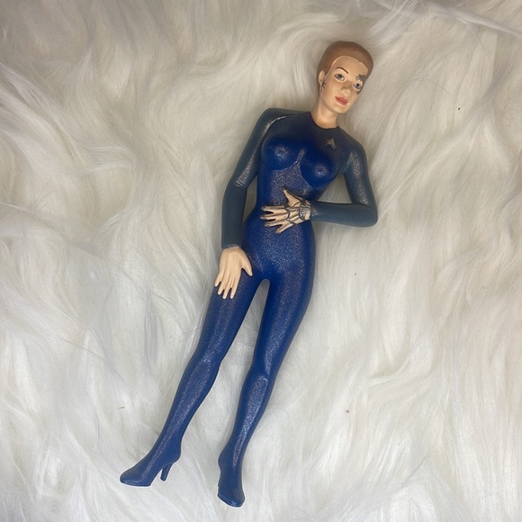 Vintage Star Trek Seven of Nine Hallmark Keepsake Christmas Ornament / NIB - Picture 3 of 4